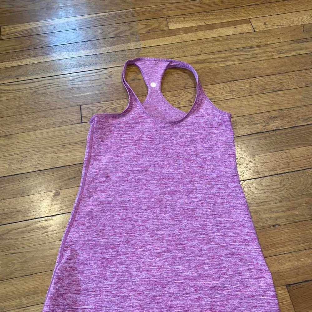 Lululemon tank top!